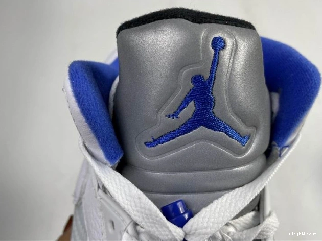 Retro Air Stealth (2021) 5 White Jordan DD0587-140 0722